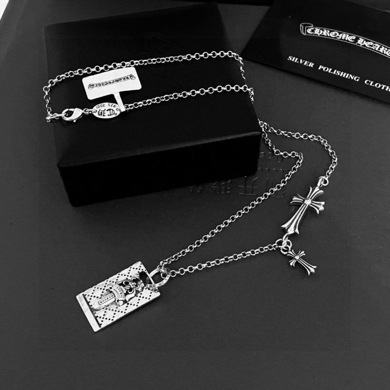 Ch*0me He**ts necklaces